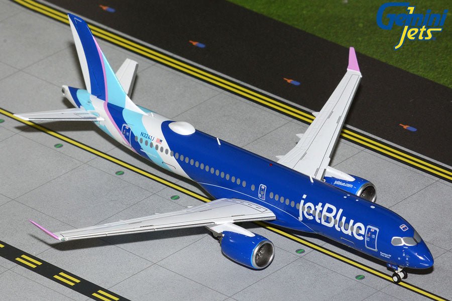 Gemini Jets G2JBU1402 1:200 JetBlue Airways Airbus A220 - 300 "Taming of the Blue" N3241J