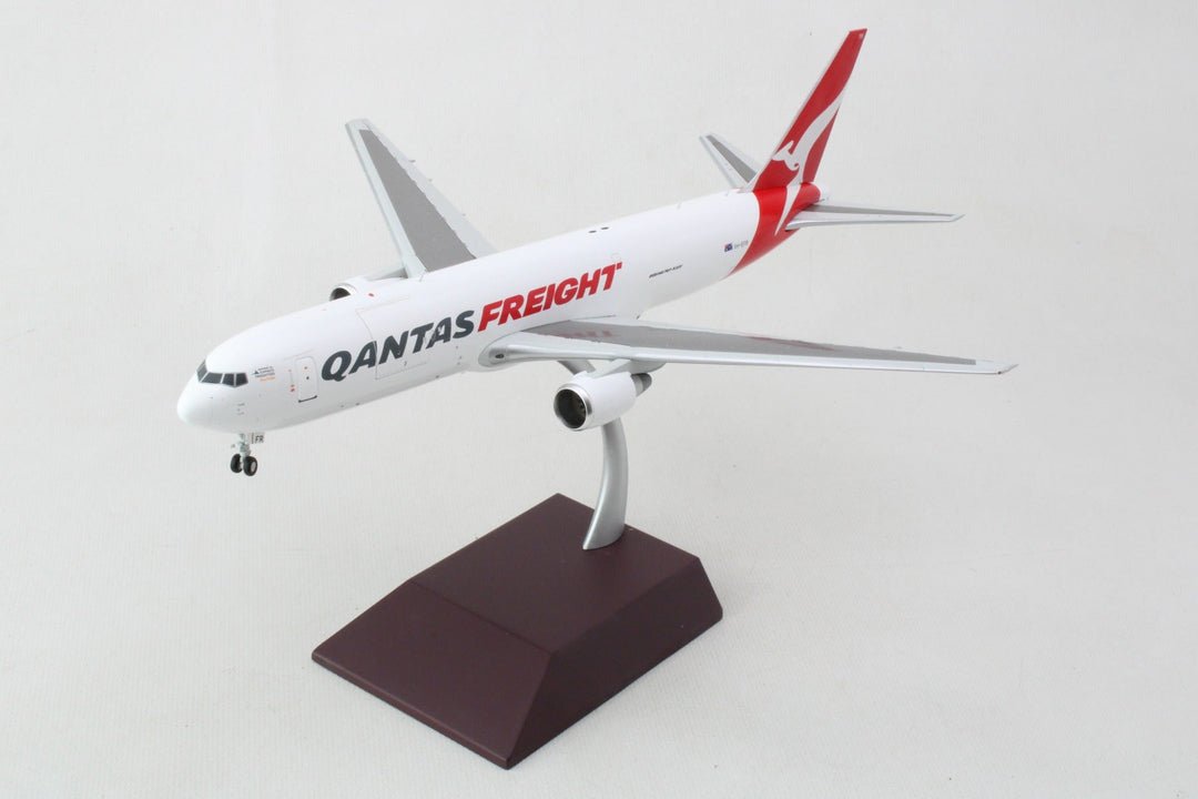 Gemini Jets G2QFA1172 1:200 Qantas Freight B767 - 300ERF VH - EFR (Interactive Series)