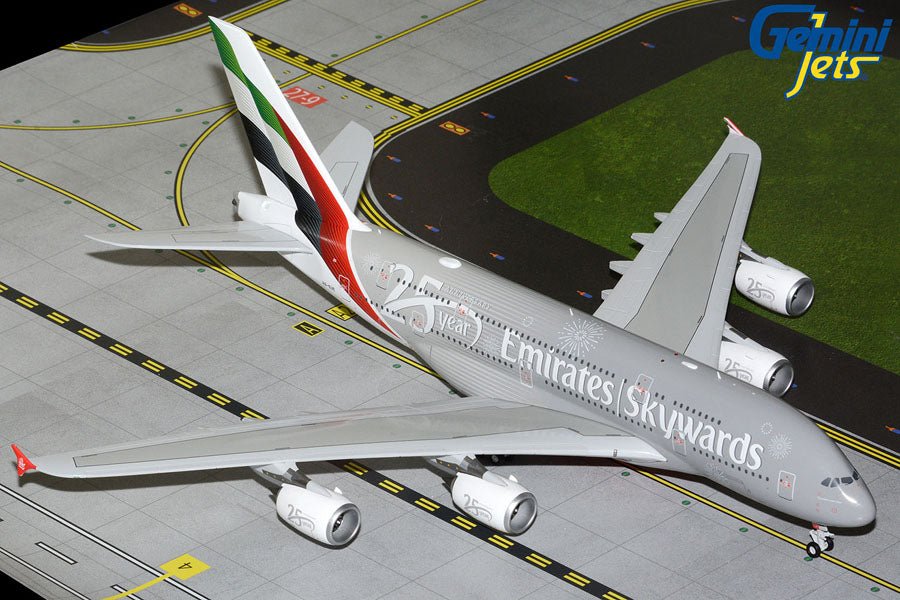 Gemini Jets G2UAE1494 1:200 Emirates Airbus A380 - 800 "Skywards 25 Year Anniversary" A6 - EUE