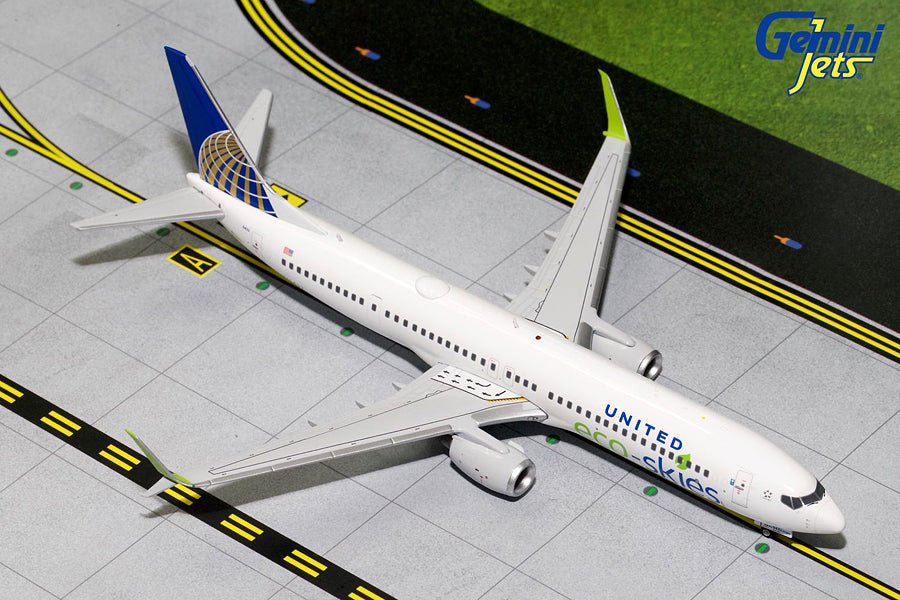 Gemini Jets G2UAL602 1:200 United Boeing 737 - 900ER N75432