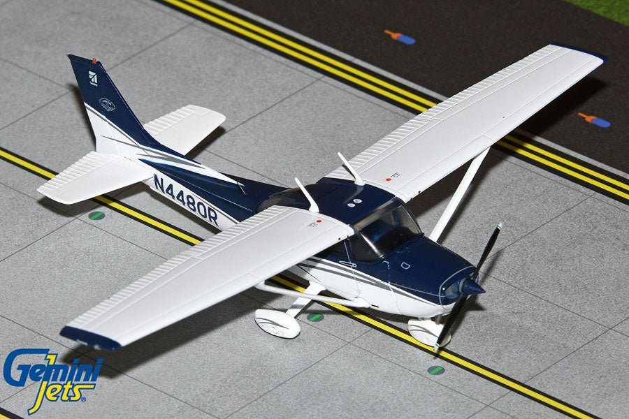 Gemini Jets GGCES016 1:72 Cessna 172M Skyhawk N4480R