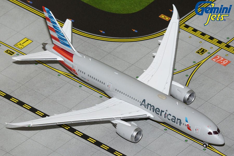 Gemini Jets GJAAL2087 1:400 American Airlines Boeing 787 - 8