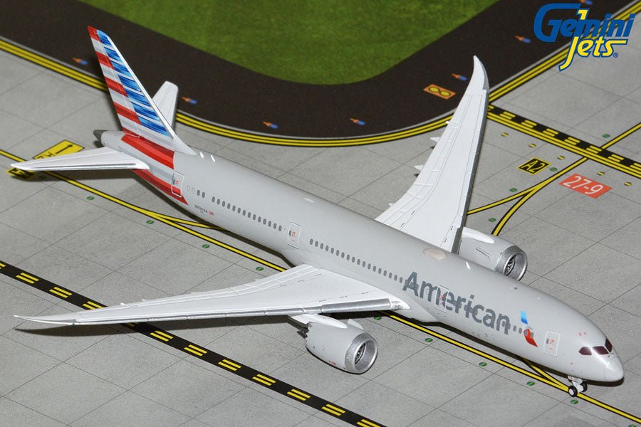 Gemini Jets GJAAL2356 1:400 American Airlines B787 - 9 N836AA
