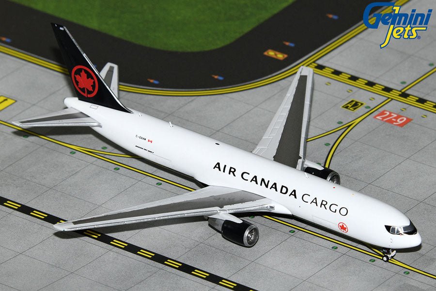 Gemini Jets GJACA2240 1:400 Air Canada Cargo Boeing 767 - 300ERF C - GXHM