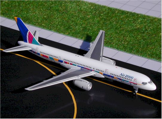 Gemini Jets GJAMM068 1:400 Air 2000 Boeing 757-200 G-OOOS