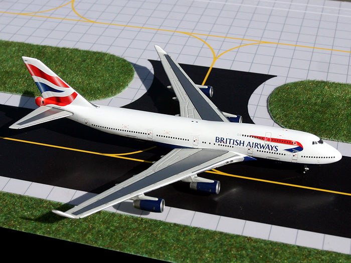Gemini Jets GJBAW629 1:400 British Airways Boeing 747 - 400 G - CIVV