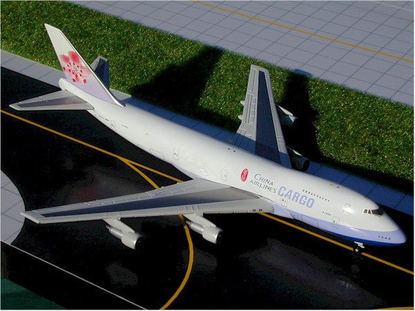 Gemini Jets GJCAL127 1:400 China Airlines Boeing 747 - 200F B - 18751