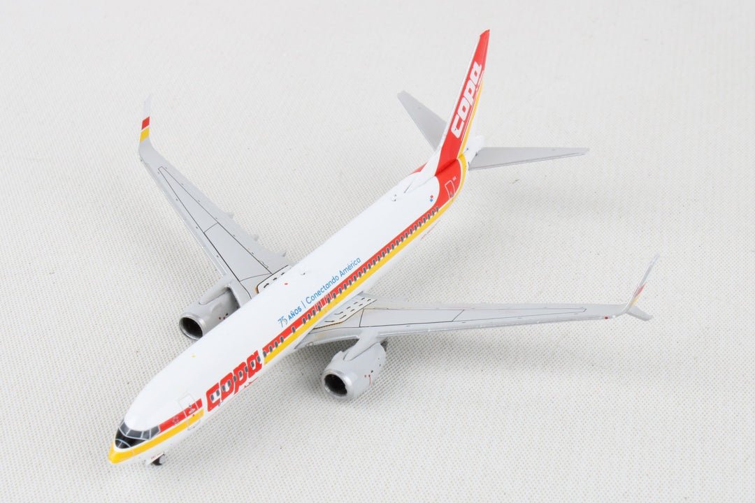 Gemini Jets GJCMP2180 1:400 Copa Airlines Boeing 737 - 800 HP - 1841CMP 75th Anniversary
