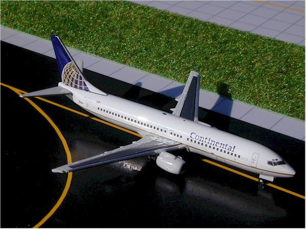 Gemini Jets GJCOA122 1:400 Continental Boeing 737 - 800 N12216