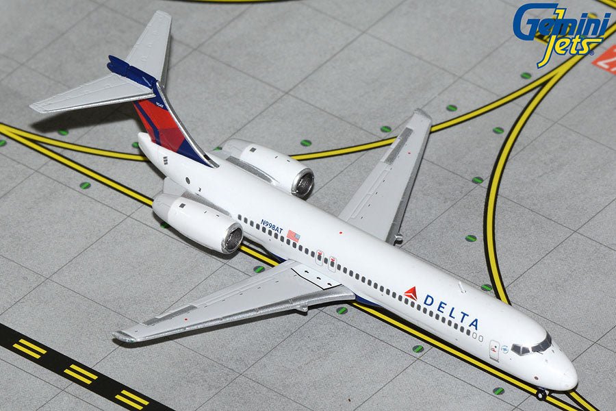 Gemini Jets GJDAL2103 1:400 Delta Boeing 717 - 200