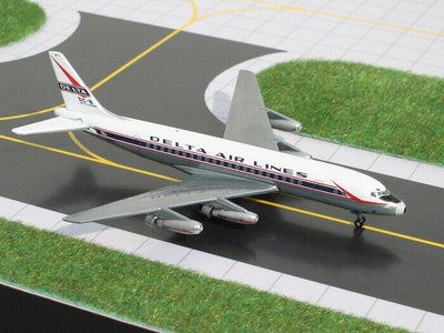 Gemini Jets GJDAL367 1:400 Delta Airlines DC - 8 - 11