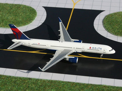 Gemini Jets GJDAL884 1:400 Delta Air Lines Boeing 757-200 N703TW