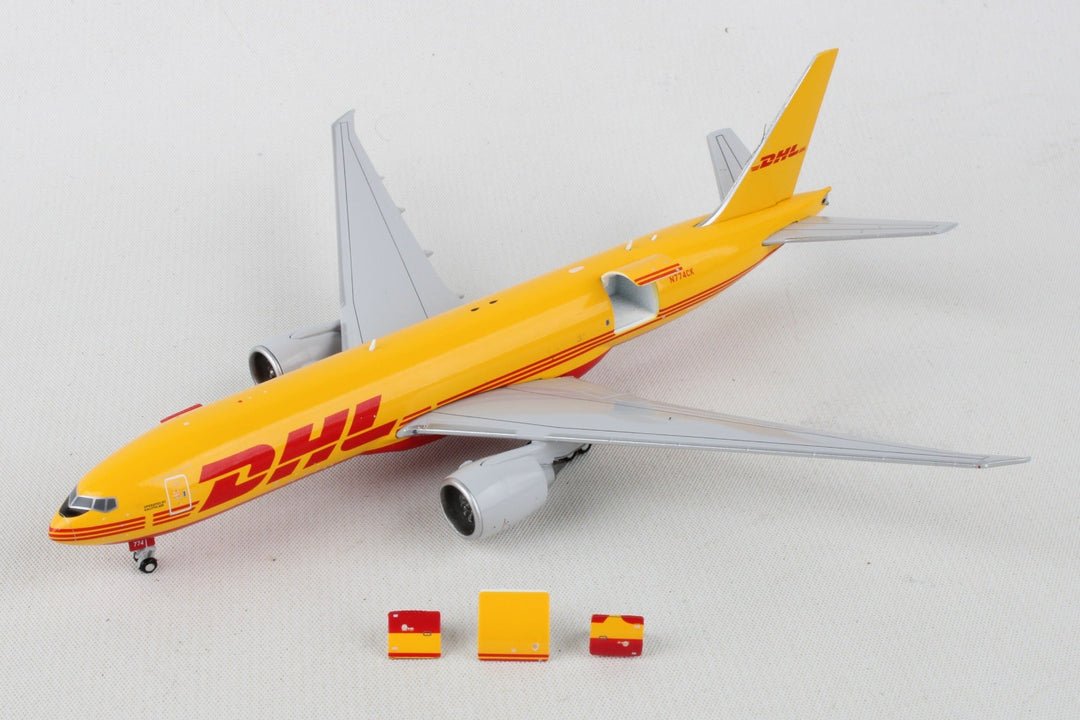 Gemini Jets GJDHL2143 1:400 DHL Boeing 777 - 200LRF N774CK