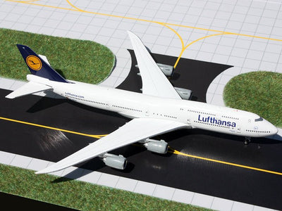 Gemini Jets GJDLH1047 1:400 Lufthansa Boeing 747 - 8 D - ABYC