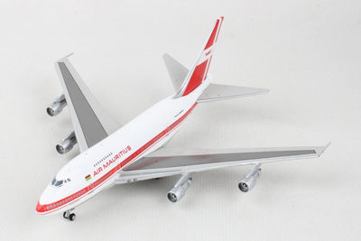 Gemini Jets GJMAU1496 1:400 Air Mauritius Boeing 747SP 3B - NAG