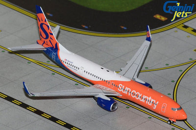 Gemini Jets GJSCX2407 1:400 Sun Country B737-900ER