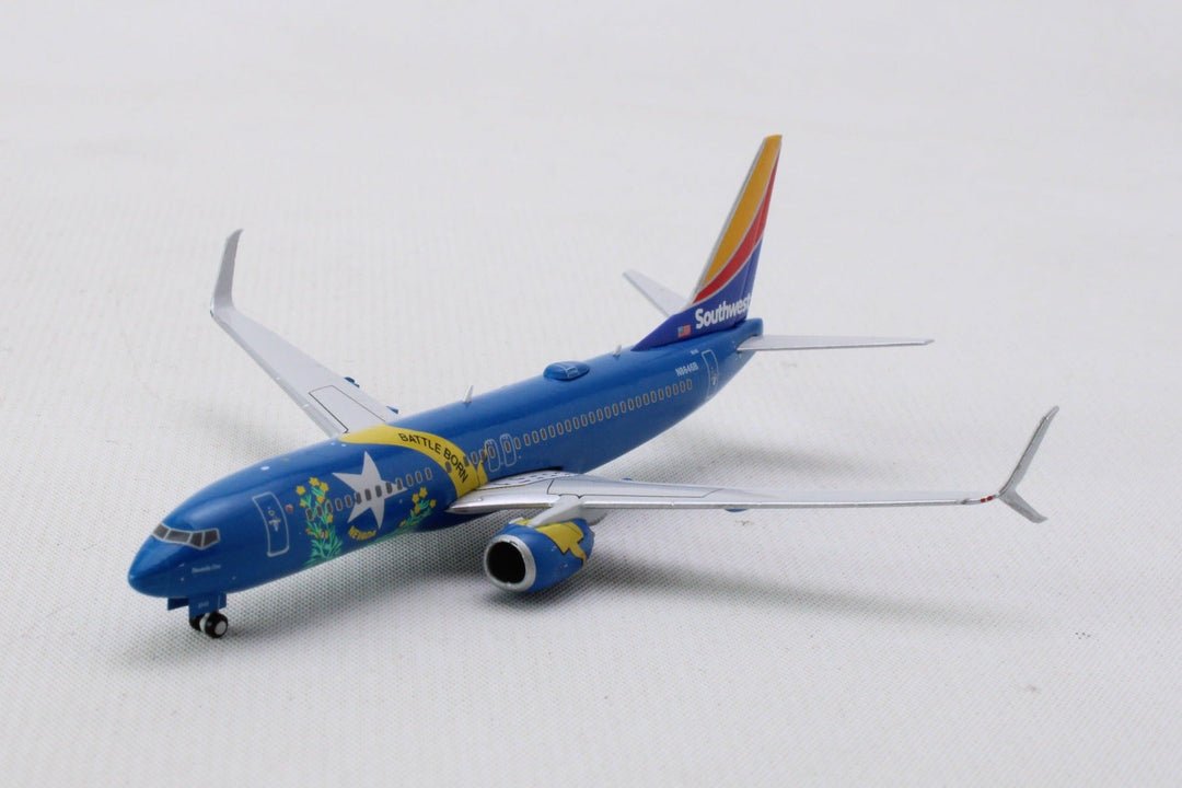 Gemini Jets GJSWA2246 1:400 Southwest Boeing 737 - 800 N864B "Nevada One"