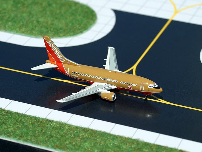 Gemini Jets GJSWA487 1:400 Southwest Airlines B737-500 N504SW