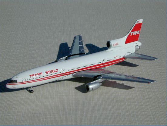 Gemini Jets GJTWA042 1:400 TWA Lockheed L - 1011 N31033