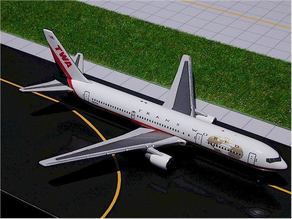 Gemini Jets GJTWA143 1:400 Trans World Airlines (TWA) Boeing 767 - 300 N639TW