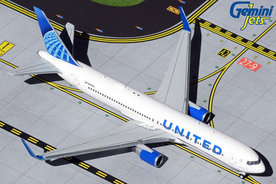 Gemini Jets GJUAL1921 1:400 United Boeing 767 - 300ER N676UA