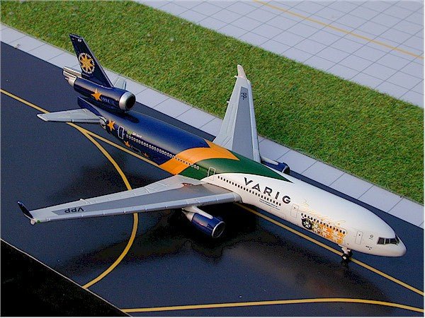 Gemini Jets GJVRG150 1:400 Varig Brazil MD - 11 PP - VPP