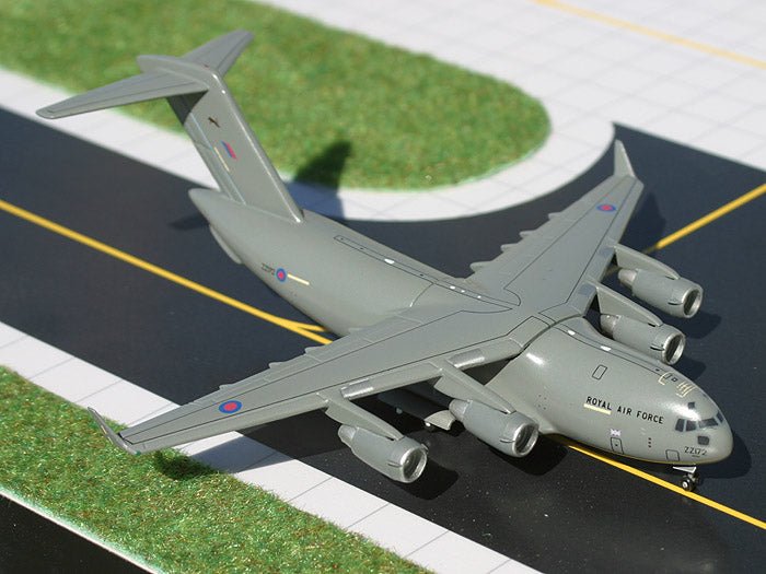 Gemini Macs GMRAF001 1:400 Royal Air Force C-17 "Brize Norton"