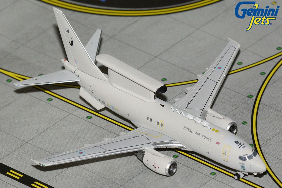 Gemini Macs GMRAF150 1:400 Royal Air Force E - 7 Wedgetail AEW1 (B737AEW1) WT001