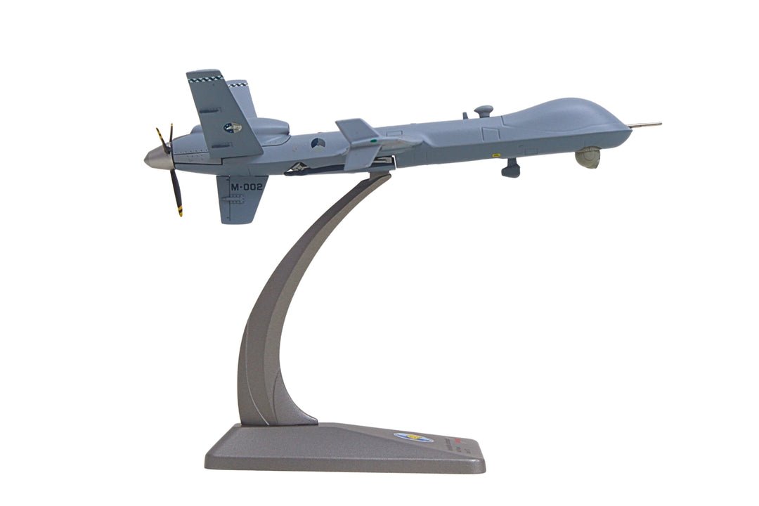 Herpa 580885 1:72 Royal Netherlands Air Force MQ - 9A Reaper Block 5 306 Squadron, Leeuwarden M - 002