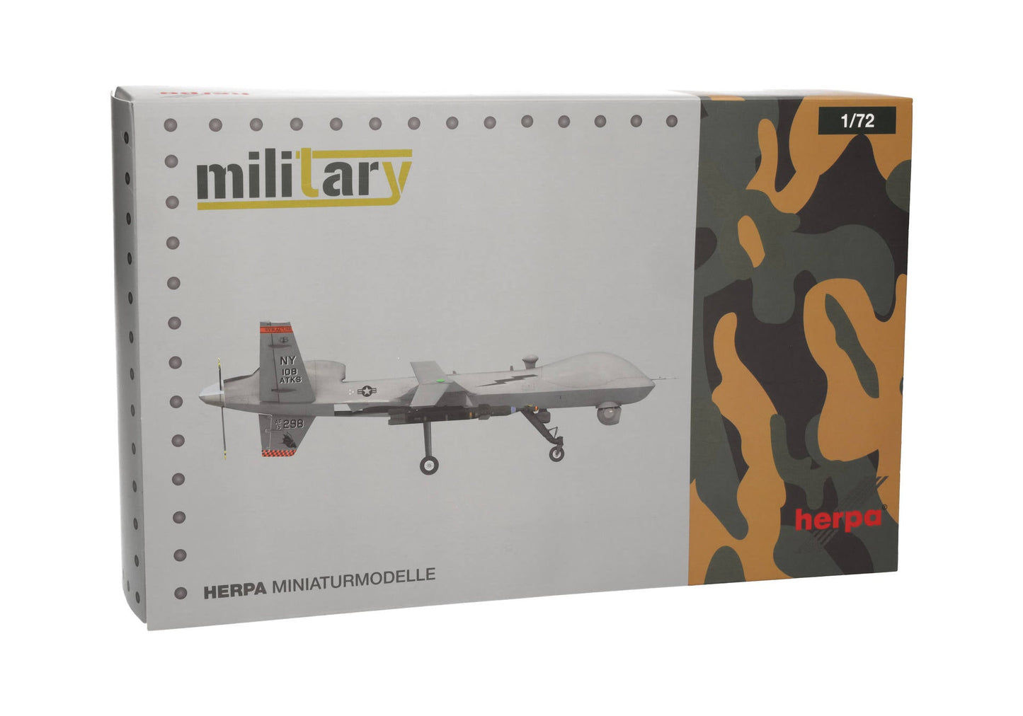Herpa 580892 1:72 U.S. Air Force MQ - 9A Reaper Block 5 New York ANG, 108th Attack Squadron, Hancock Field