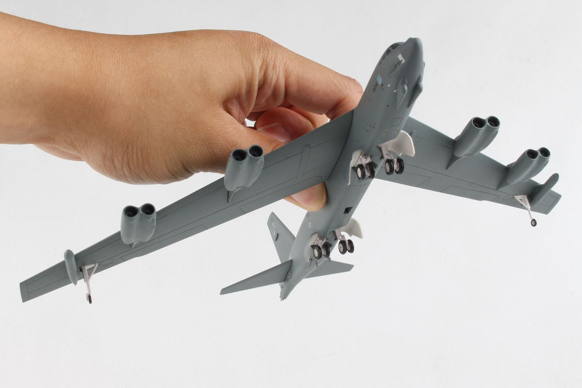 Herpa Wings 1:200 B - 52 572002