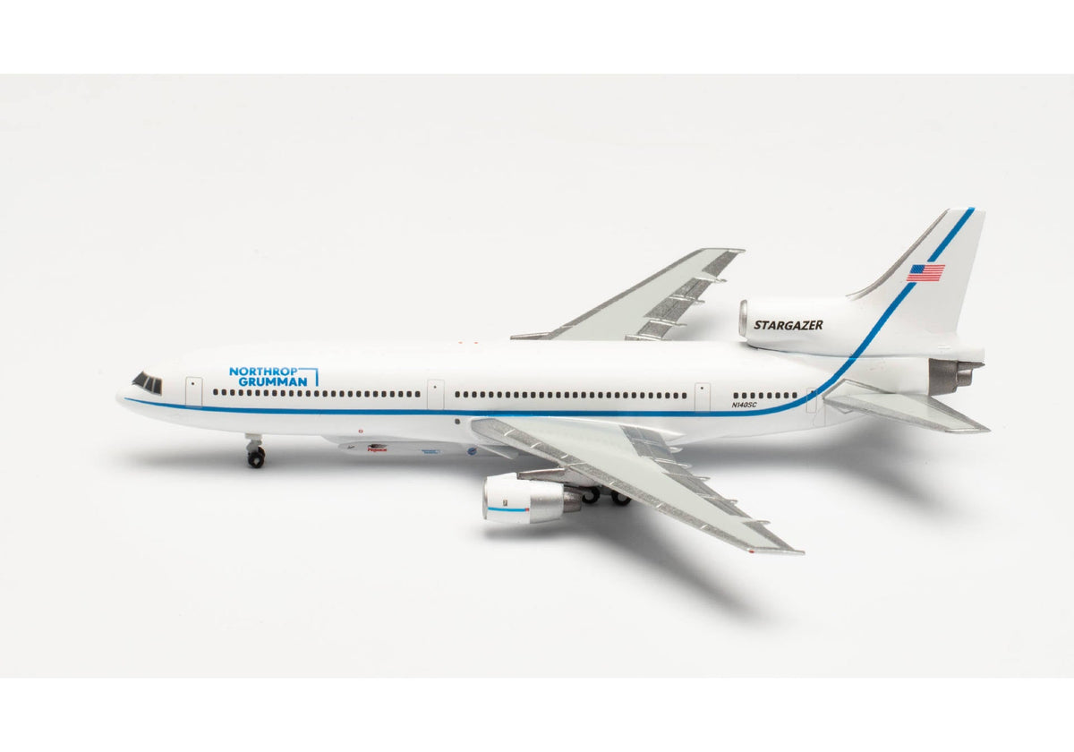 Herpa Wings 536004 1:500 Northrop Grumman Lockheed L - 1011 - 100 TriStar “Stargazer” with Pegasus XL rocket - TriStar 50th anniversary – N140SC