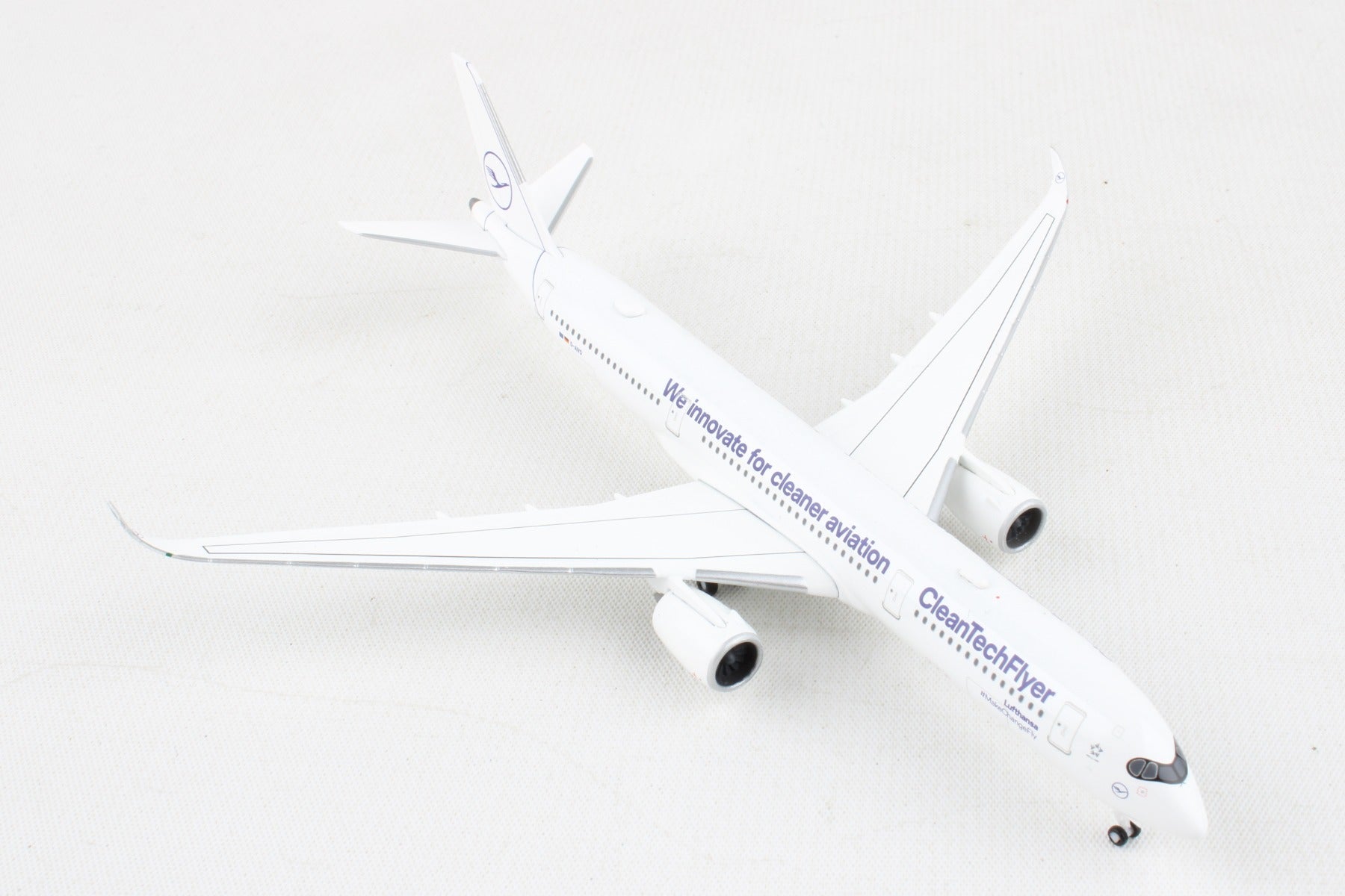 Herpa Wings 536653 1:500 Lufthansa (Germany) A350-900 CLEAN TECH FLYER