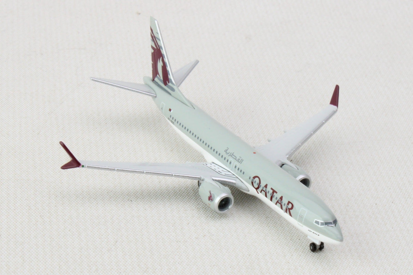 Herpa Wings 537384 1:500 Qatar Airways 737MAX8