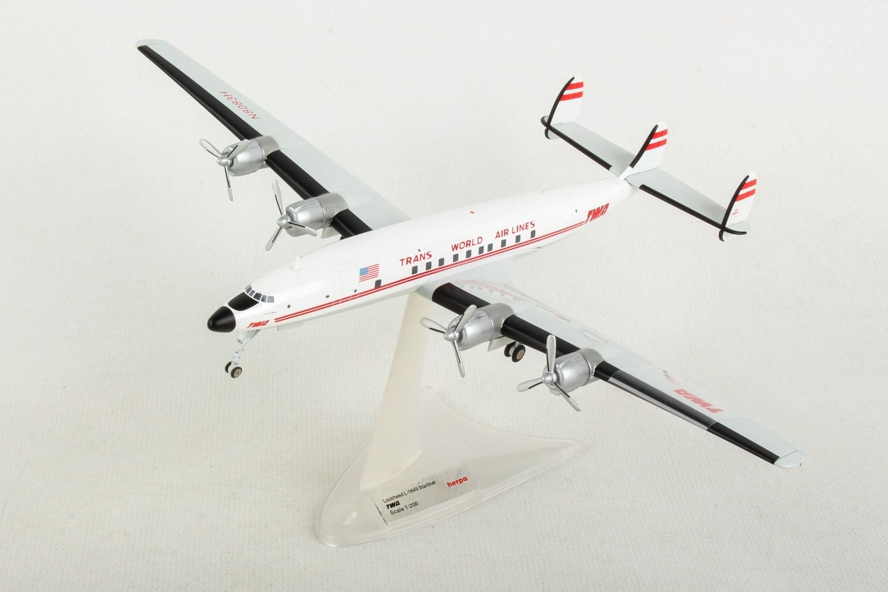 Herpa Wings 558372 - 001 1:200 TWA - Trans World Airlines Lockheed L - 1649A Jetstream