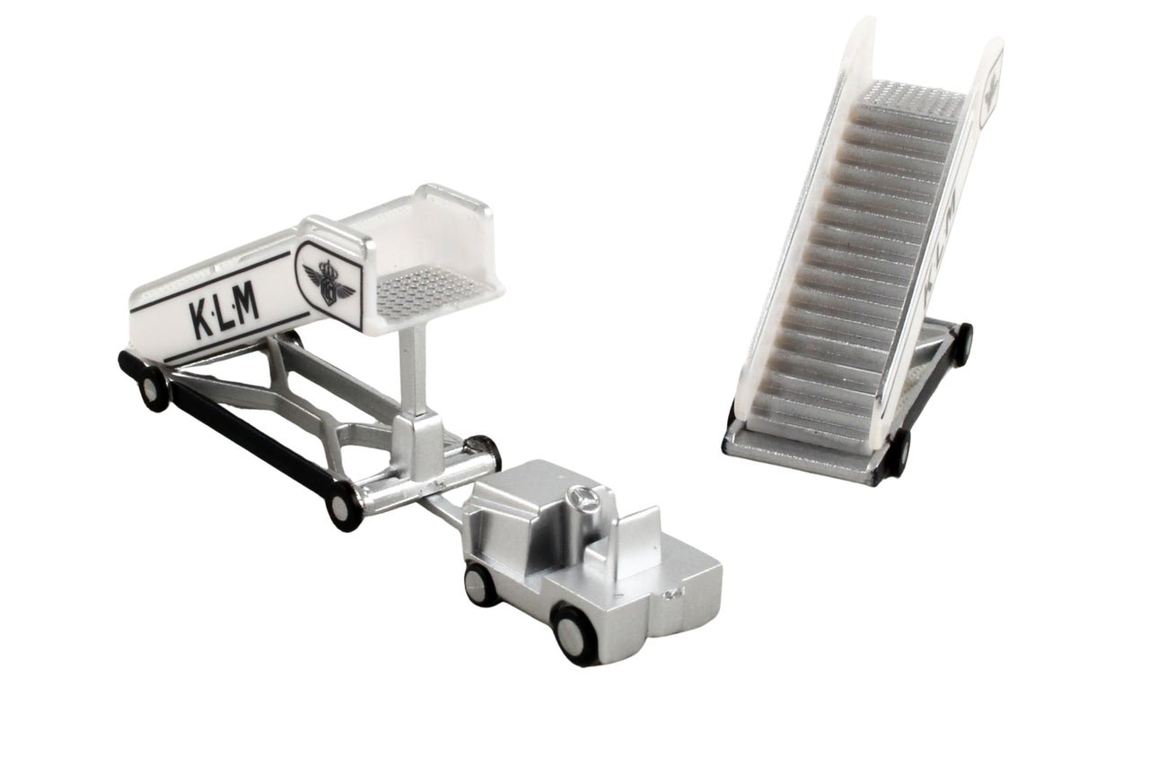 Herpa Wings 571883 1:200 KLM historic passenger stairs (2) with tractor (1)