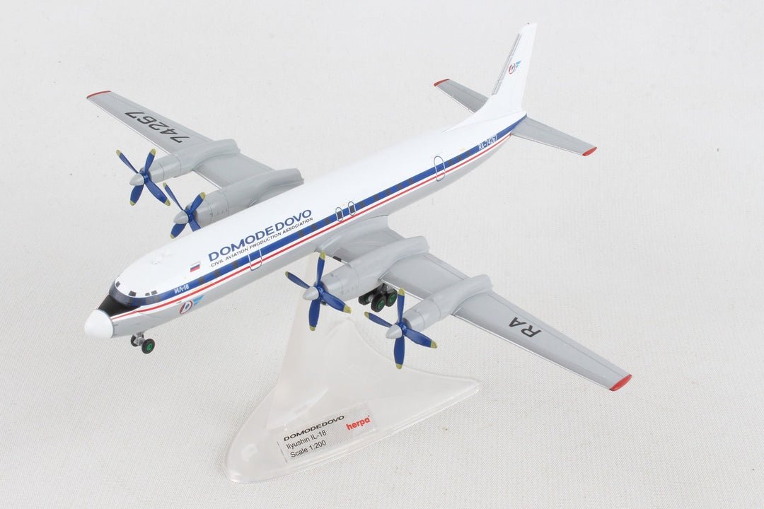 Herpa Wings 571937 1:200 Domodedovo Airlines Ilyushin IL - 18