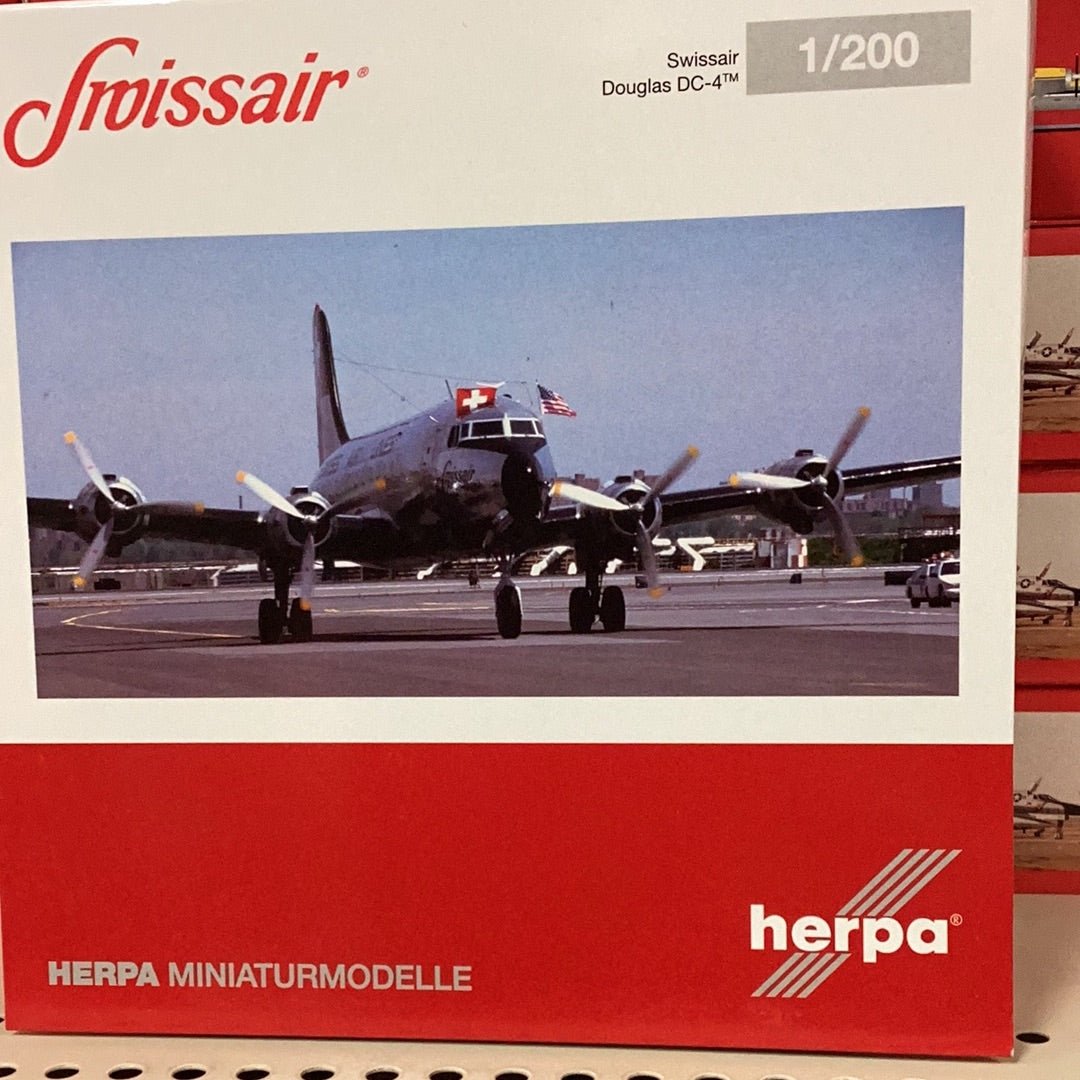 Herpa Wings 572491 1:200 DC - 4 Swissair