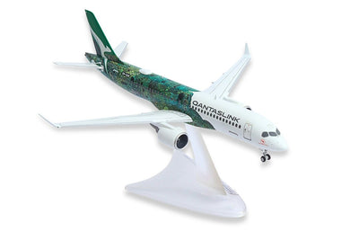 Herpa Wings 573351 1:200 QantasLink Airbus A220 - 300 Flying Art Series VH - X4A “Minyma Kutjara Tjukurpa”