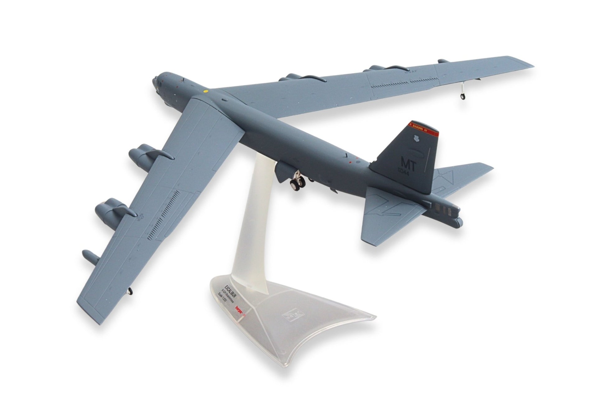 Herpa Wings 573467 1:200 USAF Boeing B - 52H Stratofortress "Excalibur" 23rd BS Minot 60 - 0044