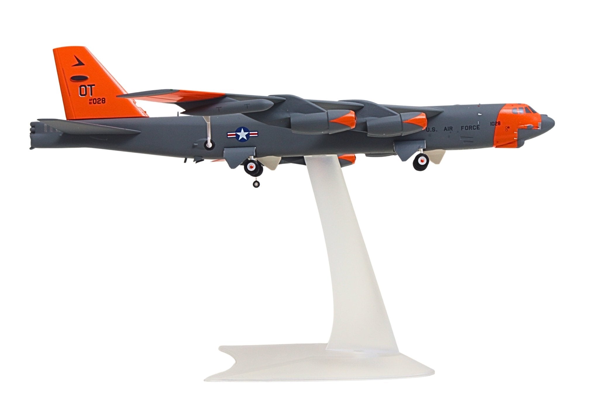 herpa ヘルパ 1/200 B-52H / B-1B / B-2A HERPA USAF B52H 23RD BOMB SQN EXCALIBUR 1:200