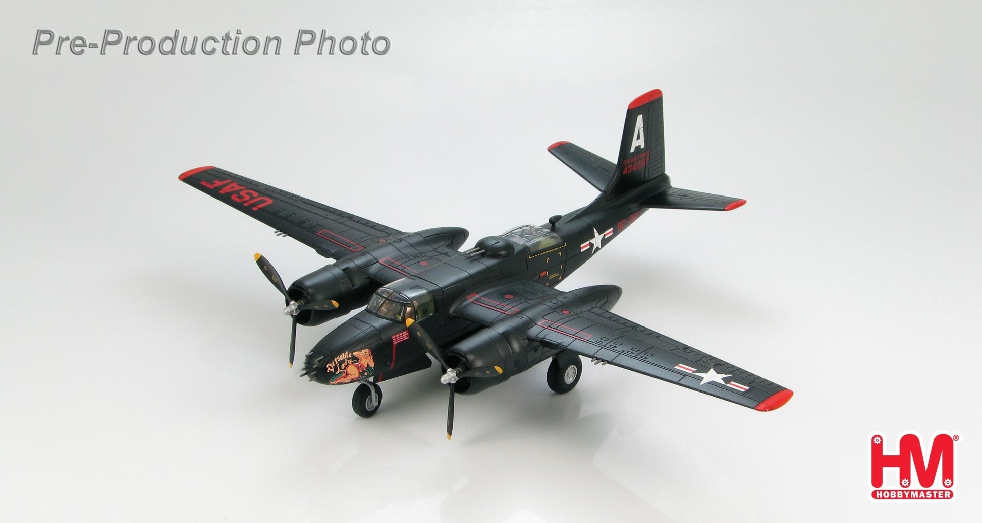 Hobby Master 1:72 HA3207 Douglas A - 26B Invader Captain Tony Curto, 13th BS, 3rd BW, Korea, 1951