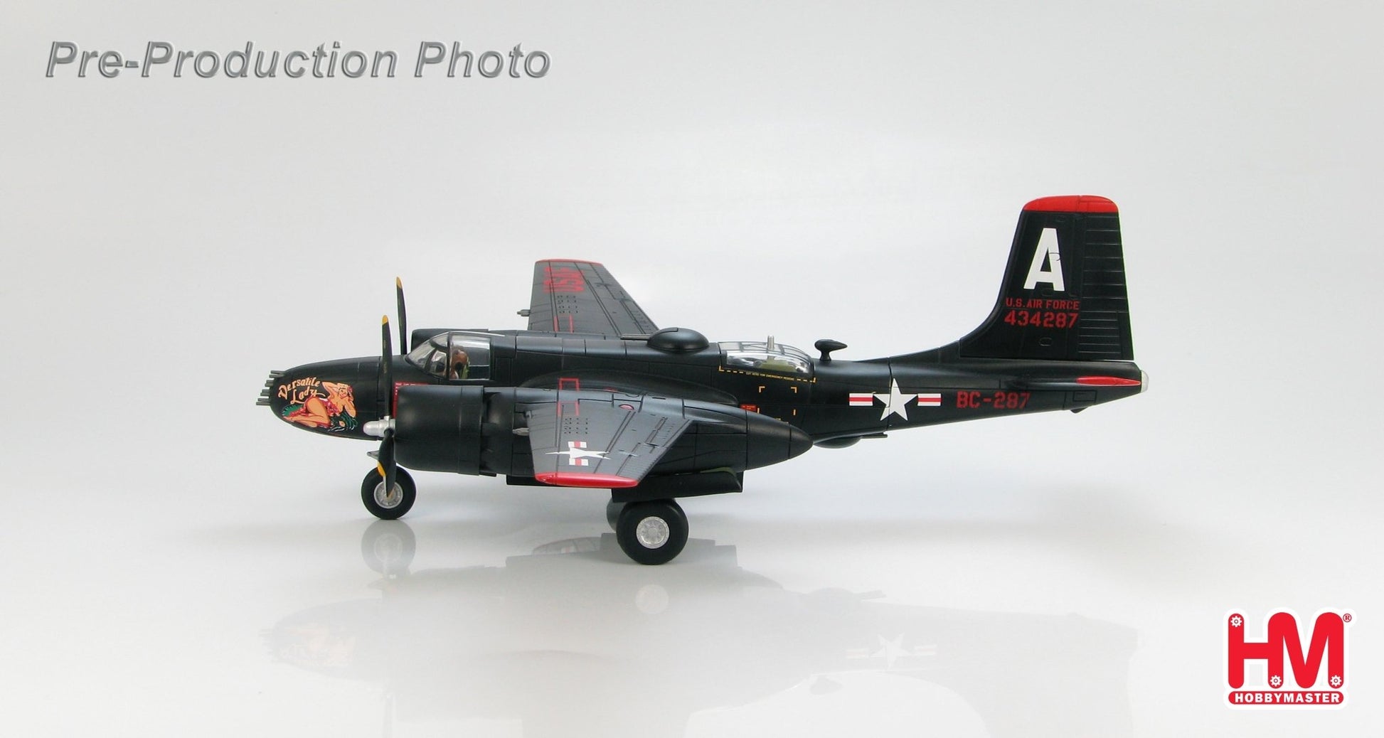 Hobby Master 1:72 HA3207 Douglas A - 26B Invader Captain Tony Curto, 13th BS, 3rd BW, Korea, 1951