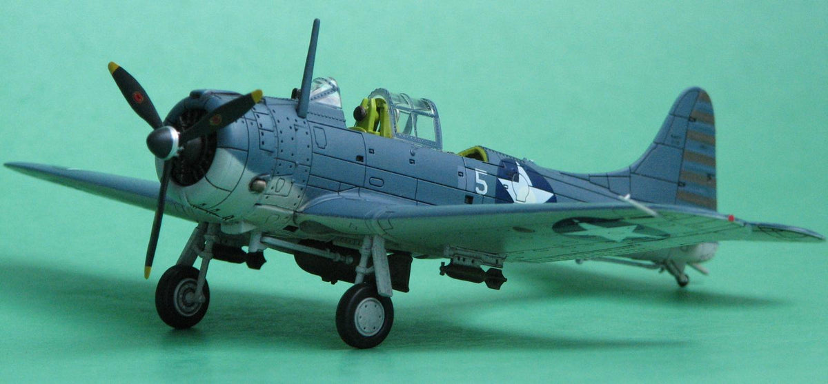 Hobby Master HA0102 1:72 Douglas SBD - 2 Dauntless, VMSB - 241, US Marine Corps, Battle of Midway