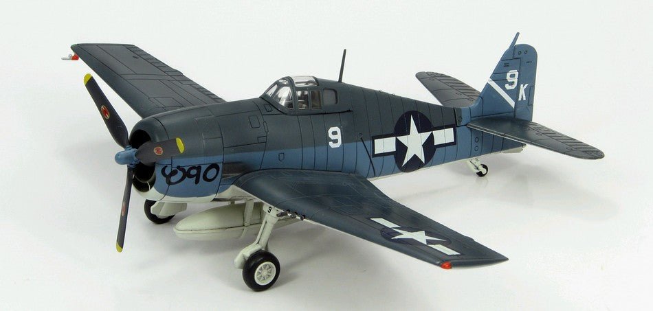 Hobby Master HA1108 1:72 F6F-3 Hellcat Lt. William C Moseley, VF-1, USS Yorktown, June 1944 "White 9"