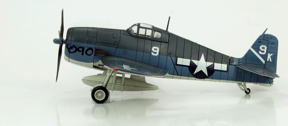 Hobby Master HA1108 1:72 F6F-3 Hellcat Lt. William C Moseley, VF-1, USS Yorktown, June 1944 "White 9"