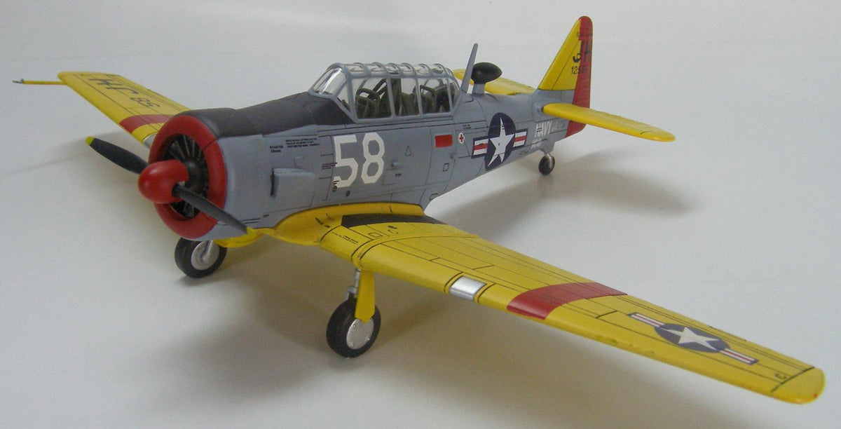 Hobby Master HA1501 1:72 SNJ - 5 Texan, NAS Guantanamo (Cuba), 1956