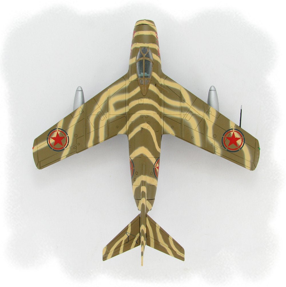 Hobby Master HA2402 1:72 Mig - 15bis 351st Aviapolk (night fighters), Russian Air Force, China, 1953