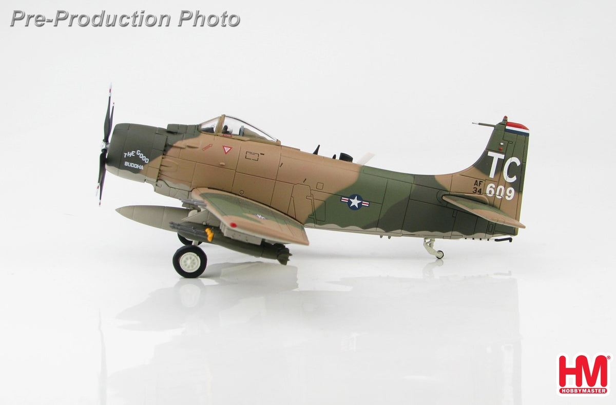 Hobby Master HA2915 1:72 Douglas A - 1H Skyraider, 38609 "The Good Buddha", 1st SOS, Nakhon Phanom, Thailand, 1968