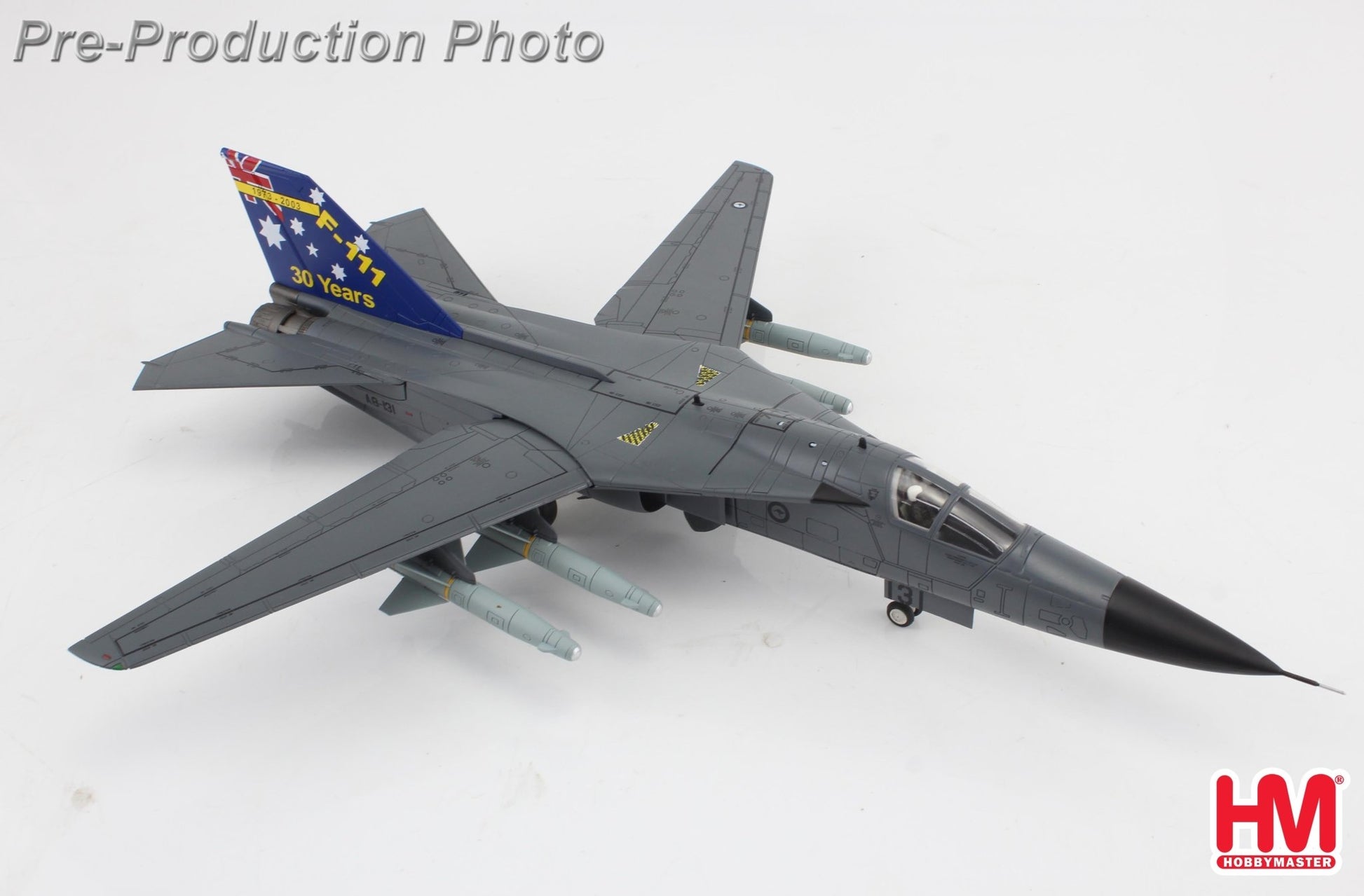 Hobby Master HA3033 1:72 F - 111C Pig A8 - 131, RAAF "1973 - 2003" (with 4 x AGM - 142)